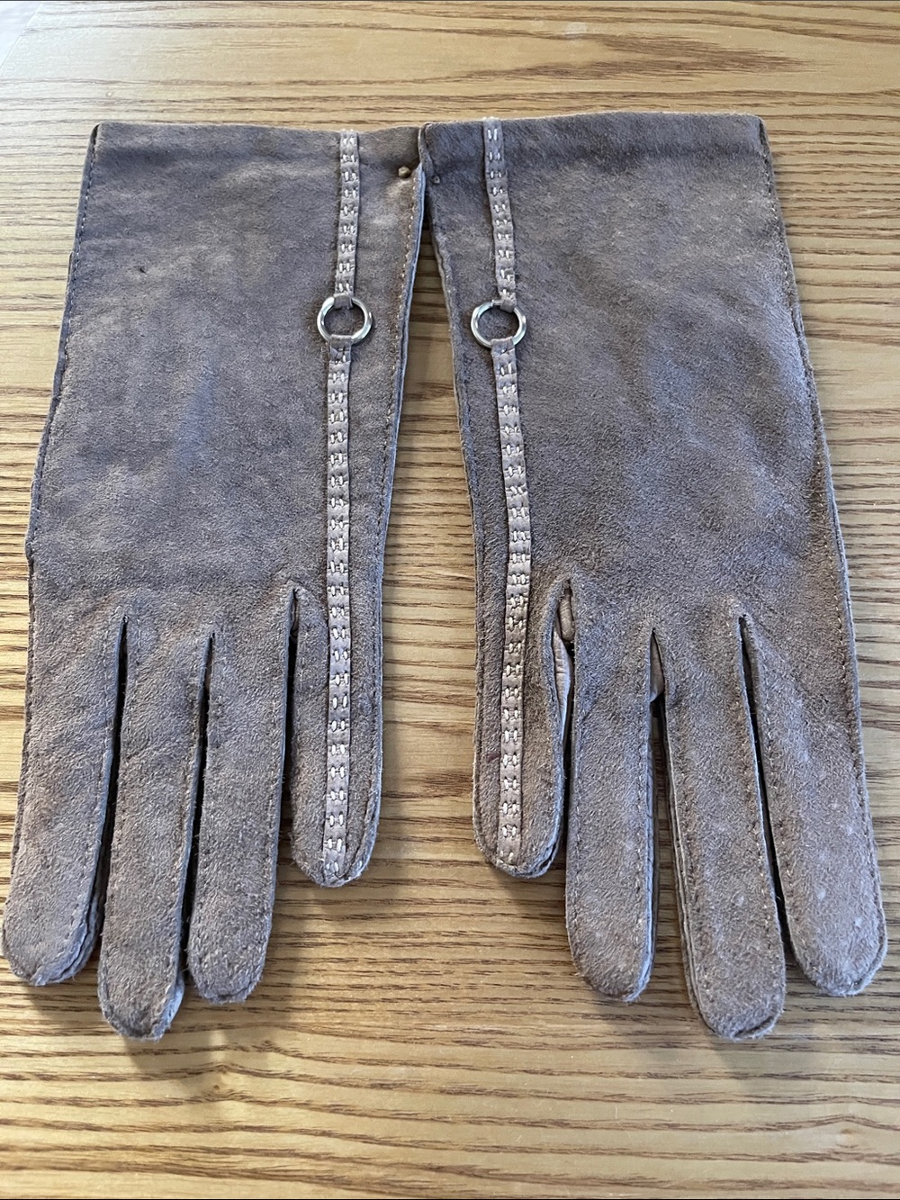 Women’s Vintage Gloves